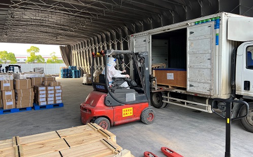 园区防疫货运中转站服务再升级，为高端制造与国际贸易注入新动能