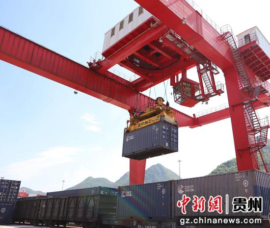 大数据驱动铁路货运，装卸服务跃上云端